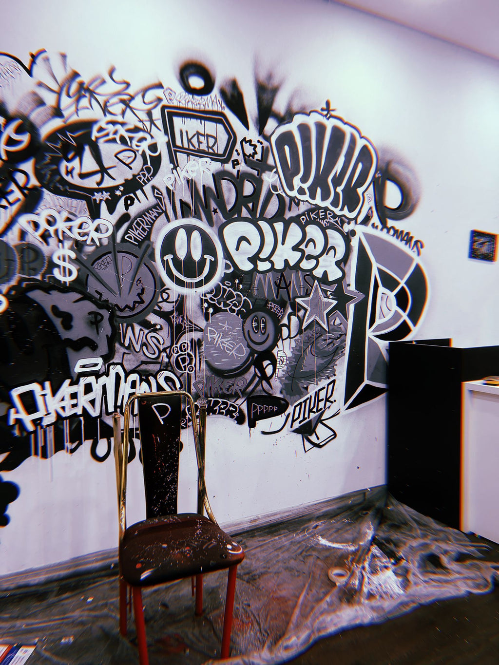 Título: Diseño Interior Streetwear: Mural Graffiti B&N Pikermans Store | Rivas