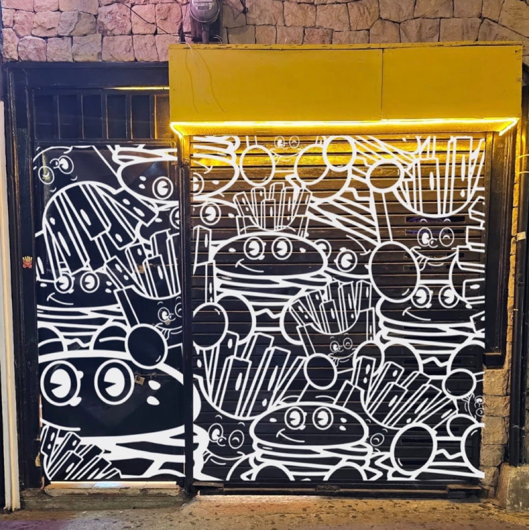 Graffiti personalizado en persiana metálica 