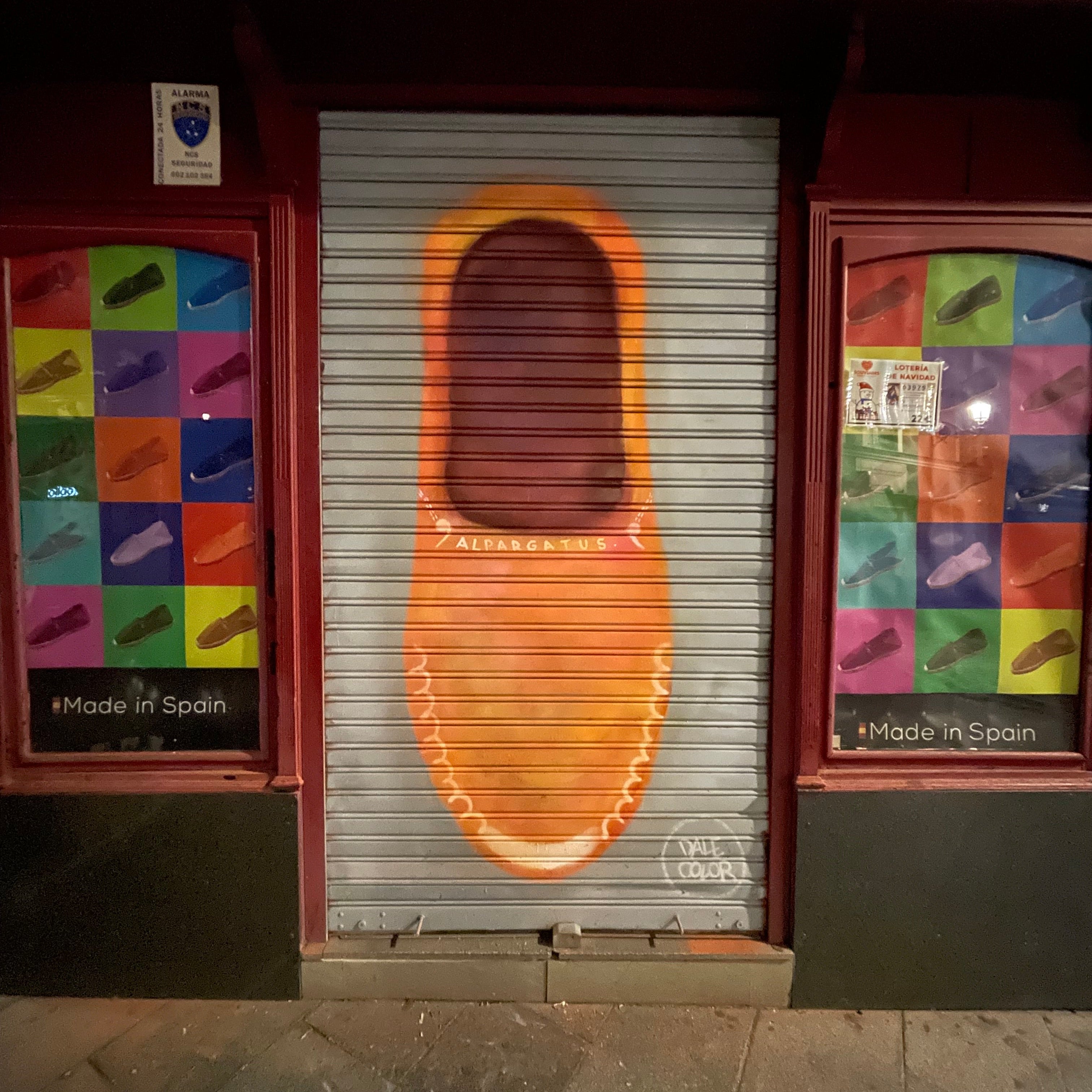 Persiana personalizada con graffiti