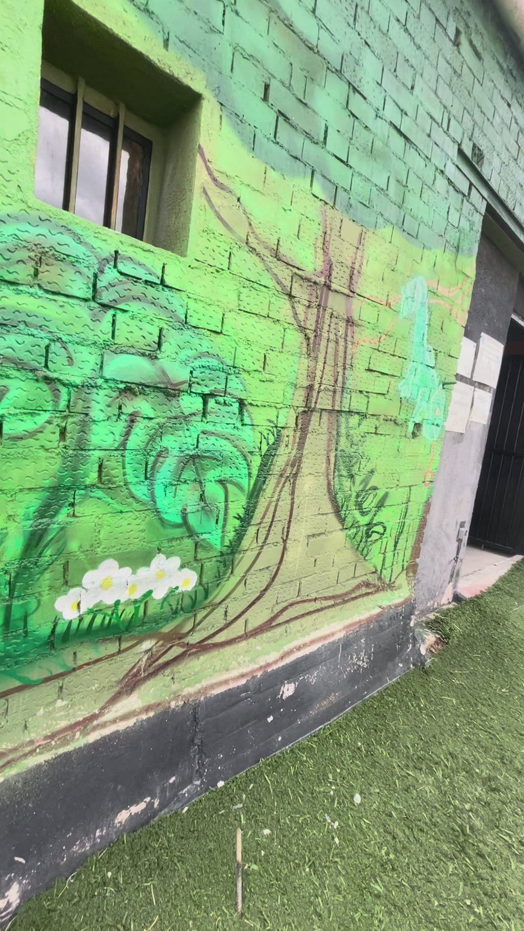 Mural Exterior Temático Jungla: NoNameSports | Team Building Madrid